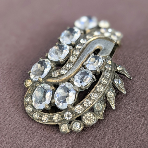 ⚡SOLD⚡Circa 1930s Vintage Eisenberg Original Jeweled Silver Tone Fur Clip - Picture 4 of 9